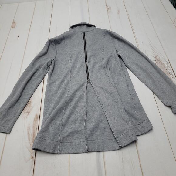Cabi drop off zip back blazer jacket jersey striped gray long length - Picture 8 of 8